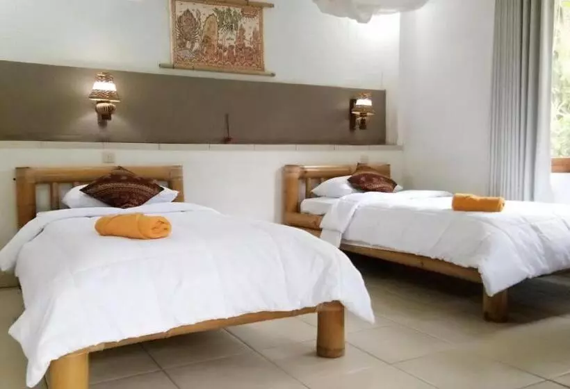 ペンション Khrisna Hs And Cottages