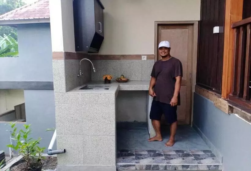 ペンション Khrisna Hs And Cottages