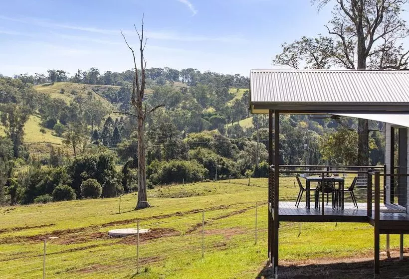 Valley Cabins By The Creek