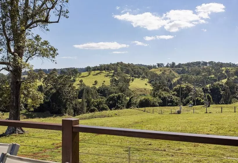 Valley Cabins By The Creek