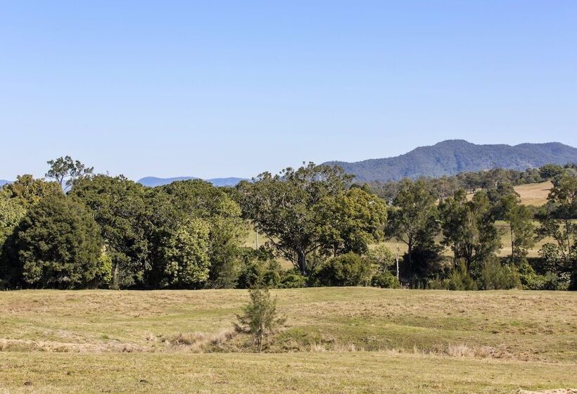 Valley Cabins By The Creek