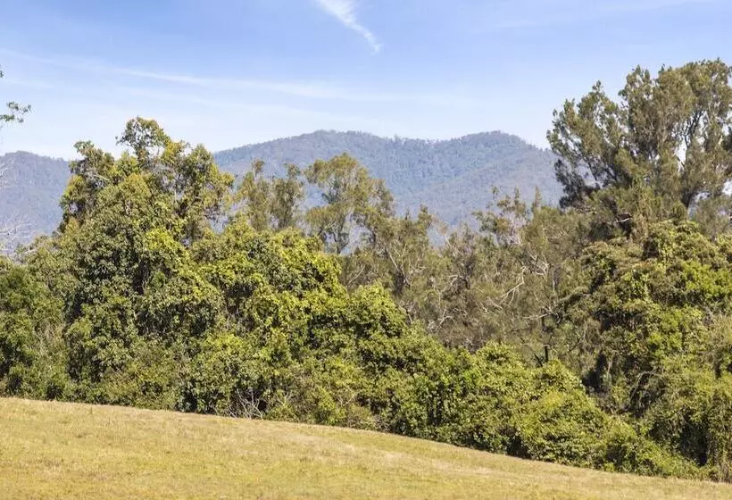 Valley Cabins By The Creek