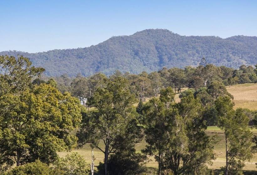 Valley Cabins By The Creek