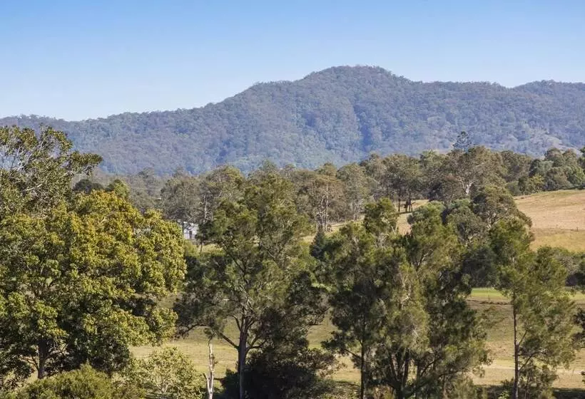 Valley Cabins By The Creek