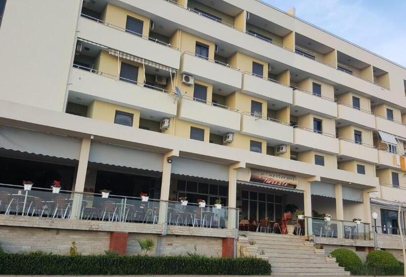 هتل Joel Residence