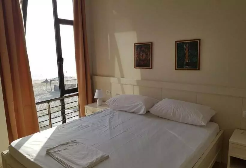 هتل Joel Residence