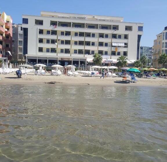 هتل Joel Residence