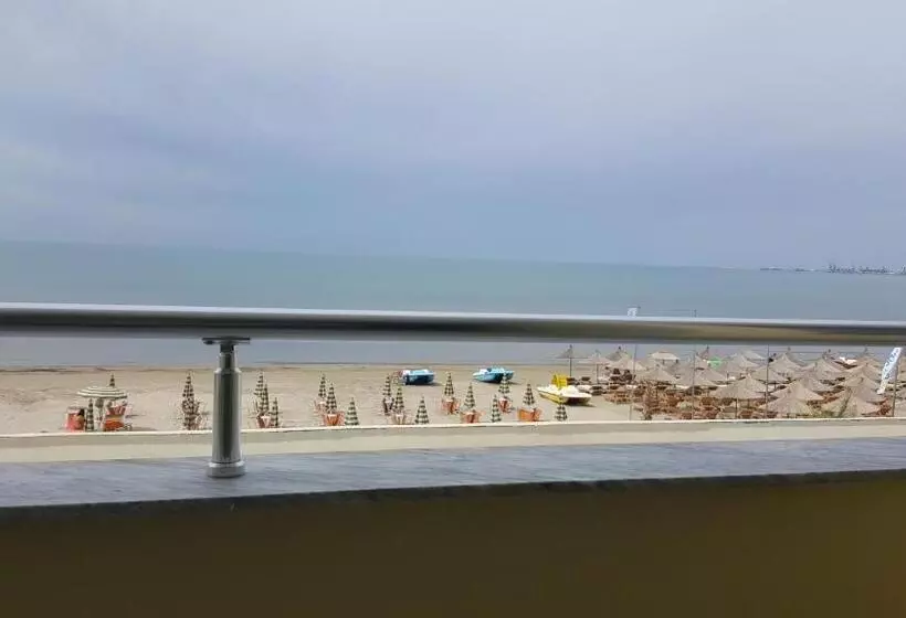 هتل Joel Residence