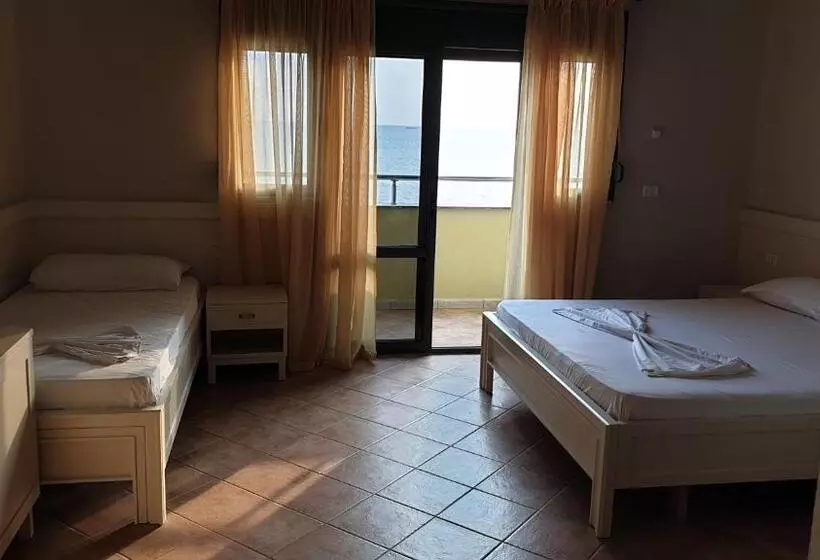 هتل Joel Residence