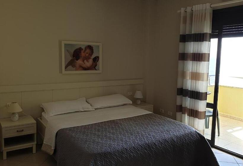 هتل Joel Residence