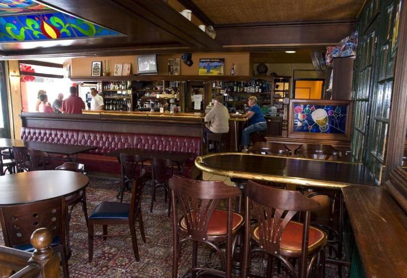 فندق L'auberge Fleurie