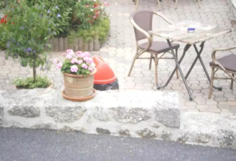 ホテル L'auberge Fleurie