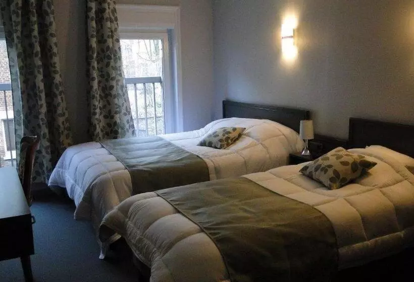 Hotelli Logis Hôtel Le Saint Sebastien