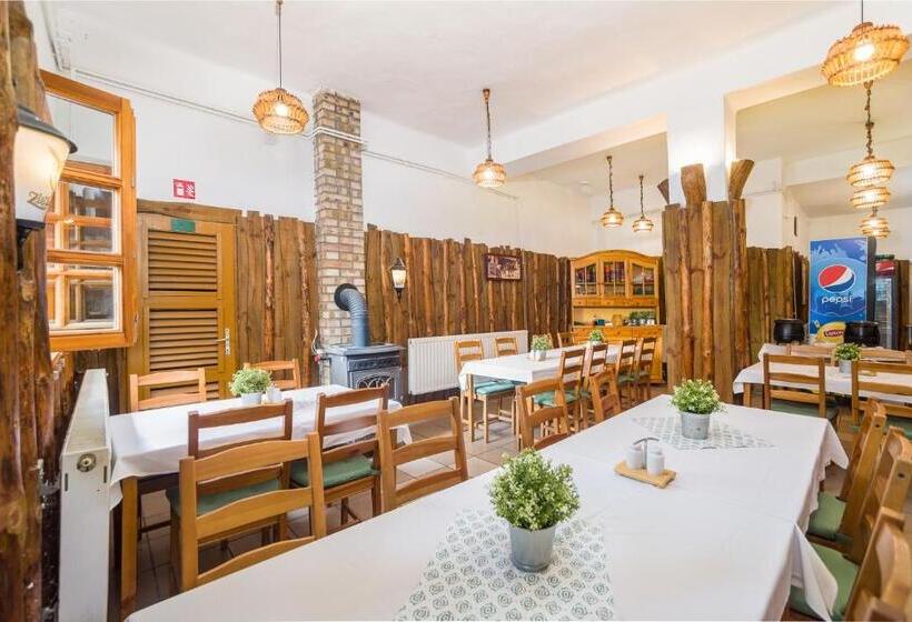 Lipicai Hotel és étterem