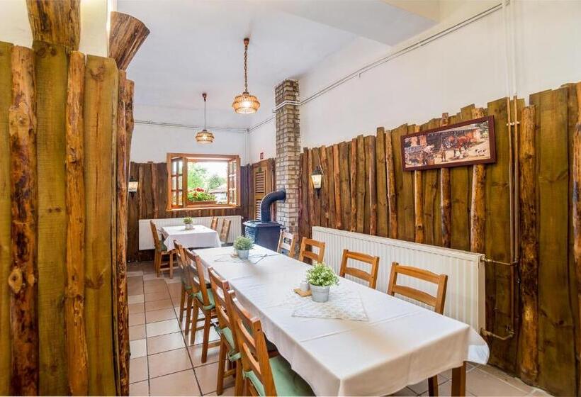 Lipicai Hotel és étterem