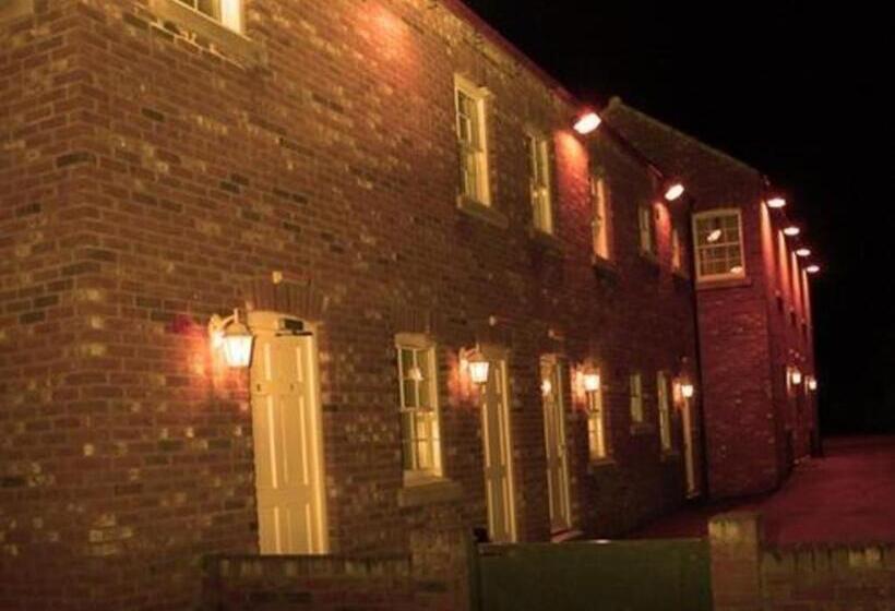 簡易ホテル The Downe Arms