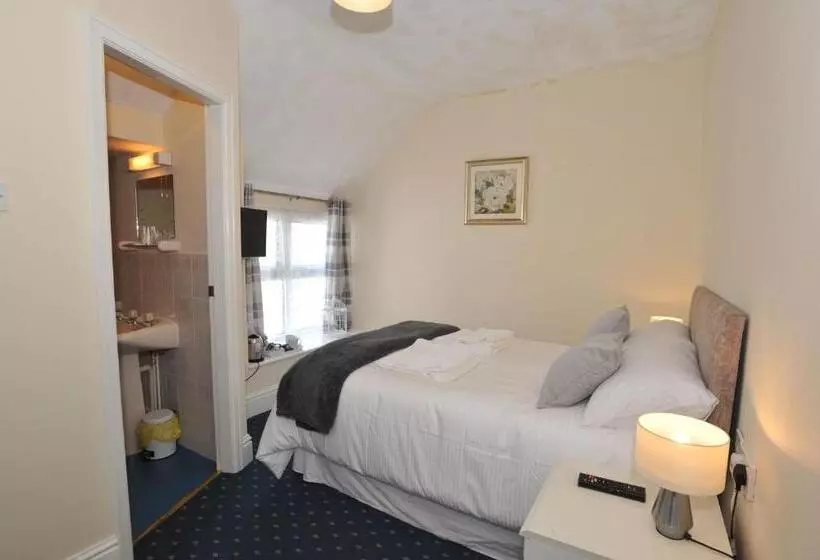 Majatalo California Inn