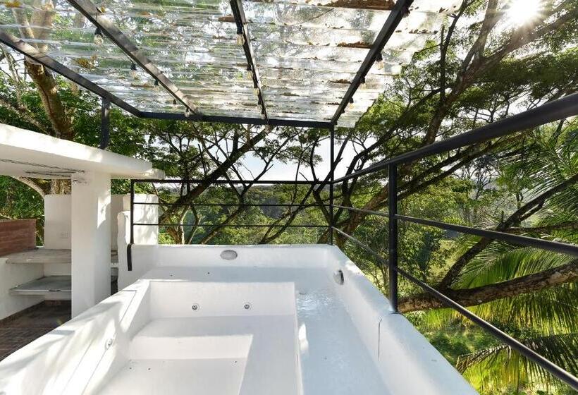 Aldea Bella Boutique