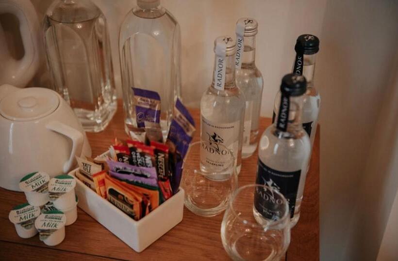 Antlers Bed And Breakfast