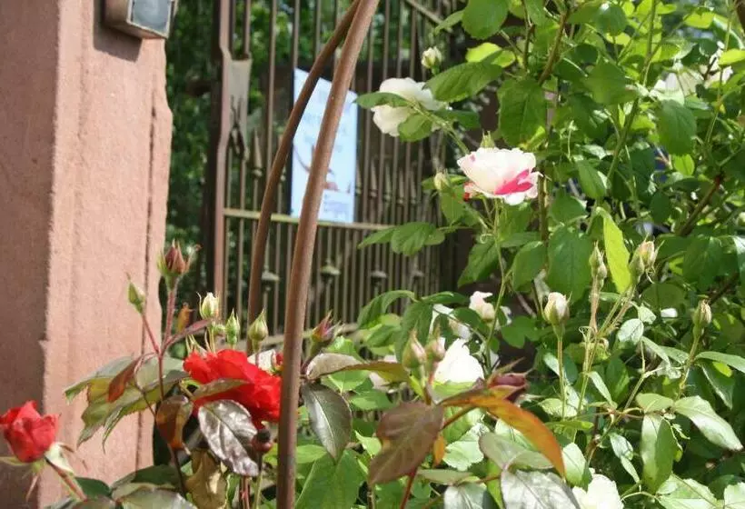 Art Be And B Bed And Breakfast