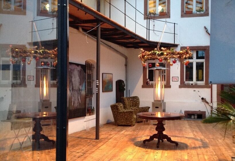 Art Be And B Bed And Breakfast