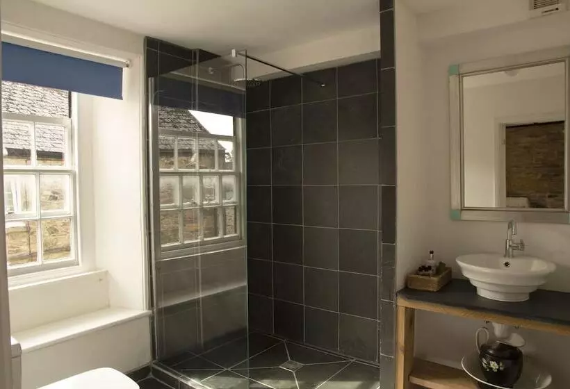 Aamiaismajoitus (B&B) The Walkhampton Inn