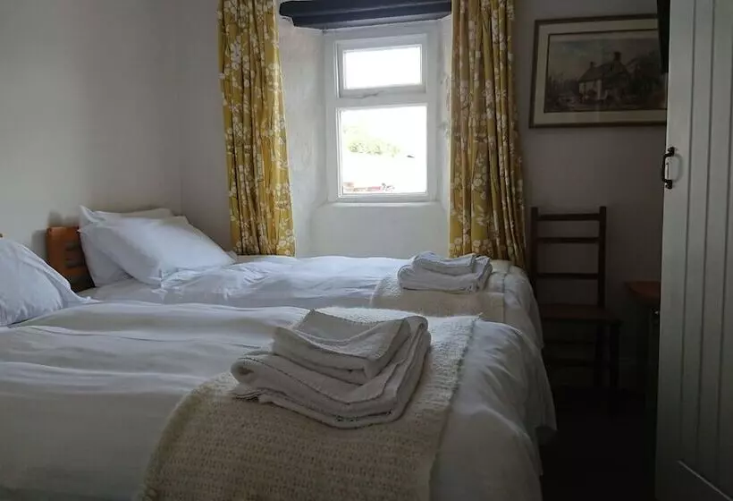 Aamiaismajoitus (B&B) The Walkhampton Inn