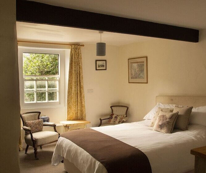 Bed and Breakfast The Walkhampton Inn