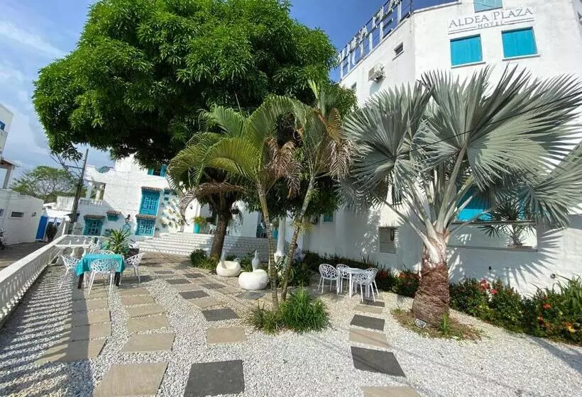 ホテル Aldea Plaza