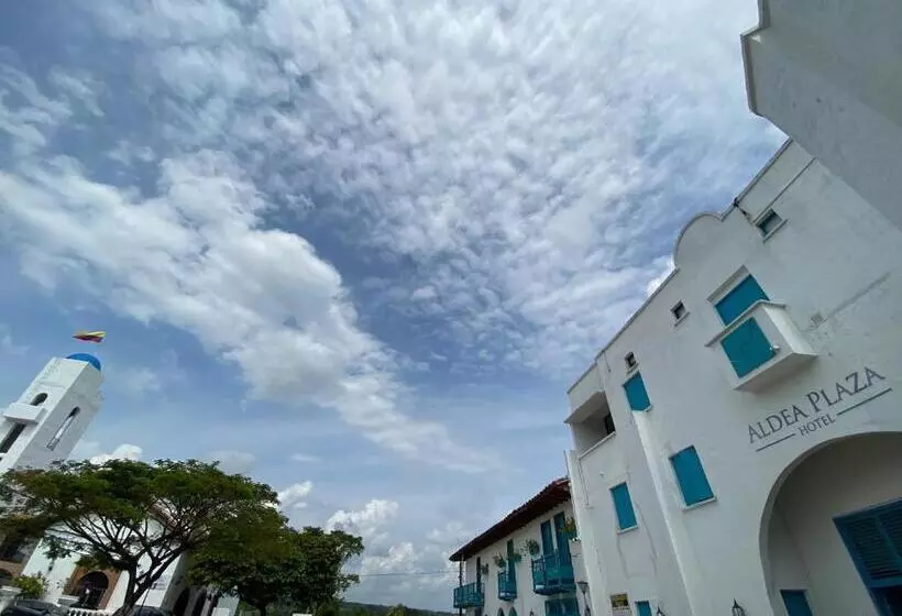 ホテル Aldea Plaza