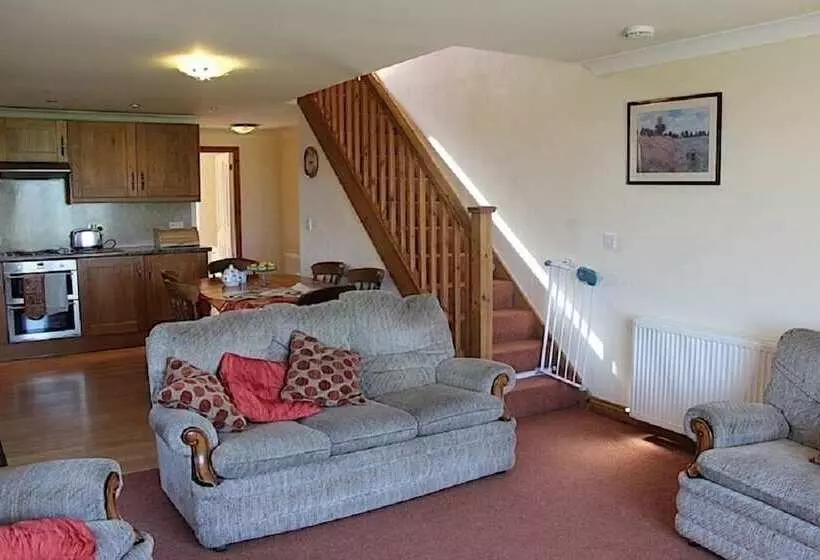 Lazy Daisys Farm Cottages