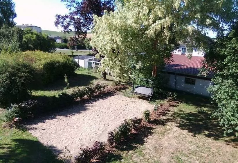 Majatalo Das Haus Am Teich