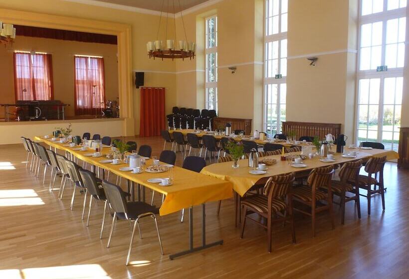 بنسيون Das Haus Am Teich