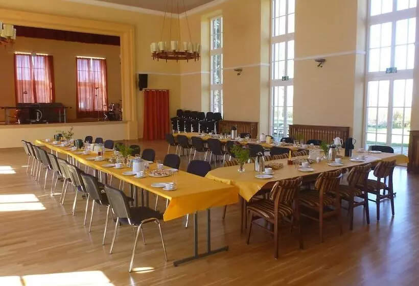 Majatalo Das Haus Am Teich