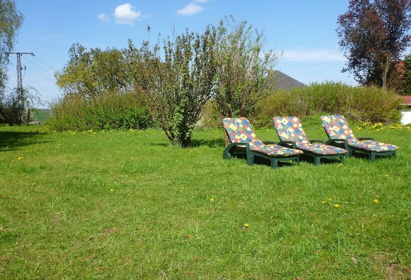 بنسيون Das Haus Am Teich