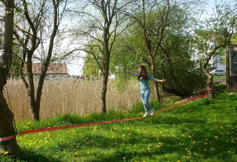 Majatalo Das Haus Am Teich