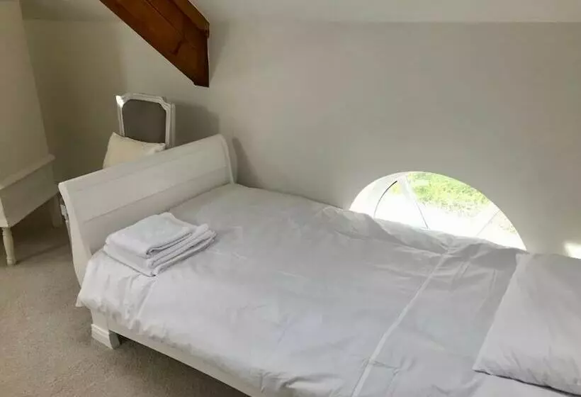 The Chapel By Platinum Retreats