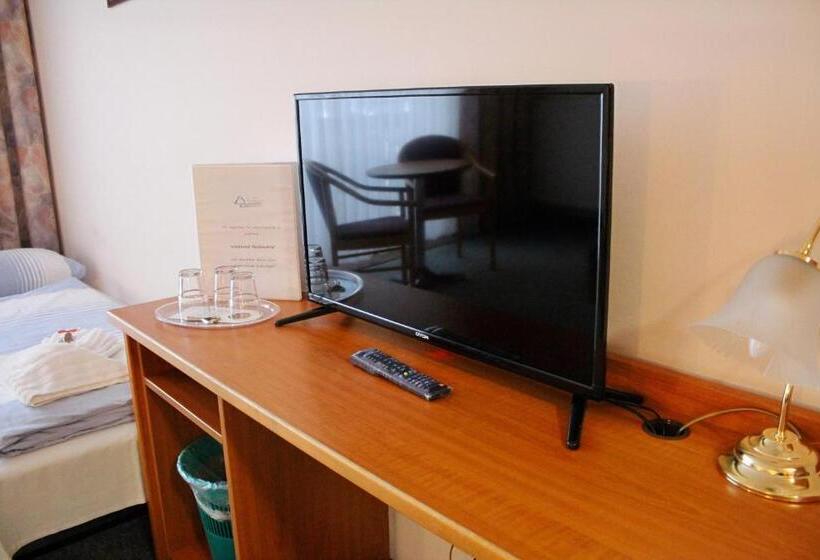 Waldhotel Feldbachtal