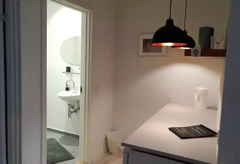 Aamiaismajoitus (B&B) Sommerkær