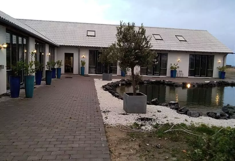 Aamiaismajoitus (B&B) Sommerkær