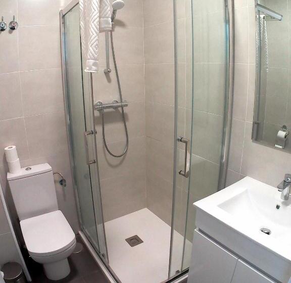 مبيت وإفطار Somo Surfskate Hostel