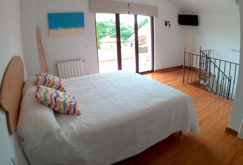 مبيت وإفطار Somo Surfskate Hostel