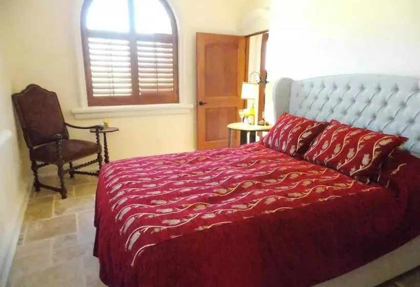 Aamiaismajoitus (B&B) Thorn Hill Vineyards Villa Suites