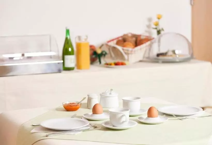 Aamiaismajoitus (B&B) Weingut Und Gästehaus Berger