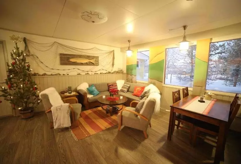 Holiday Village Nuorgamin Lomakeskus