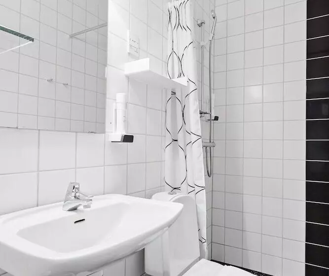 Hotelli First Camp ånnaboda örebro