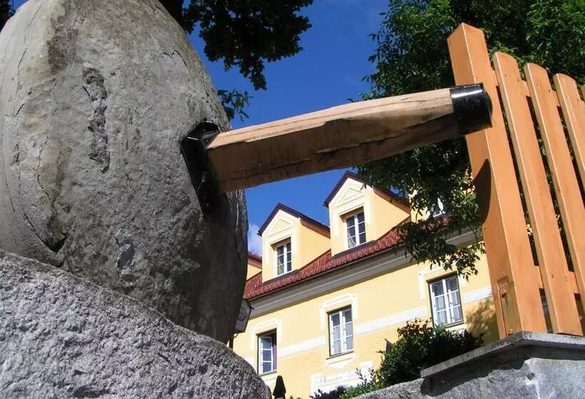 ホテル Gasthof Kremslehner