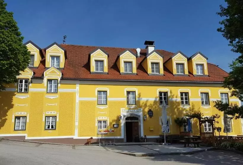 ホテル Gasthof Kremslehner