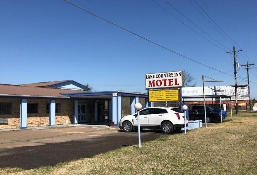 فندق على الطريق Lake Country Inn