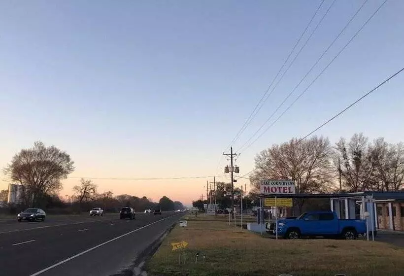 Motelli Lake Country Inn
